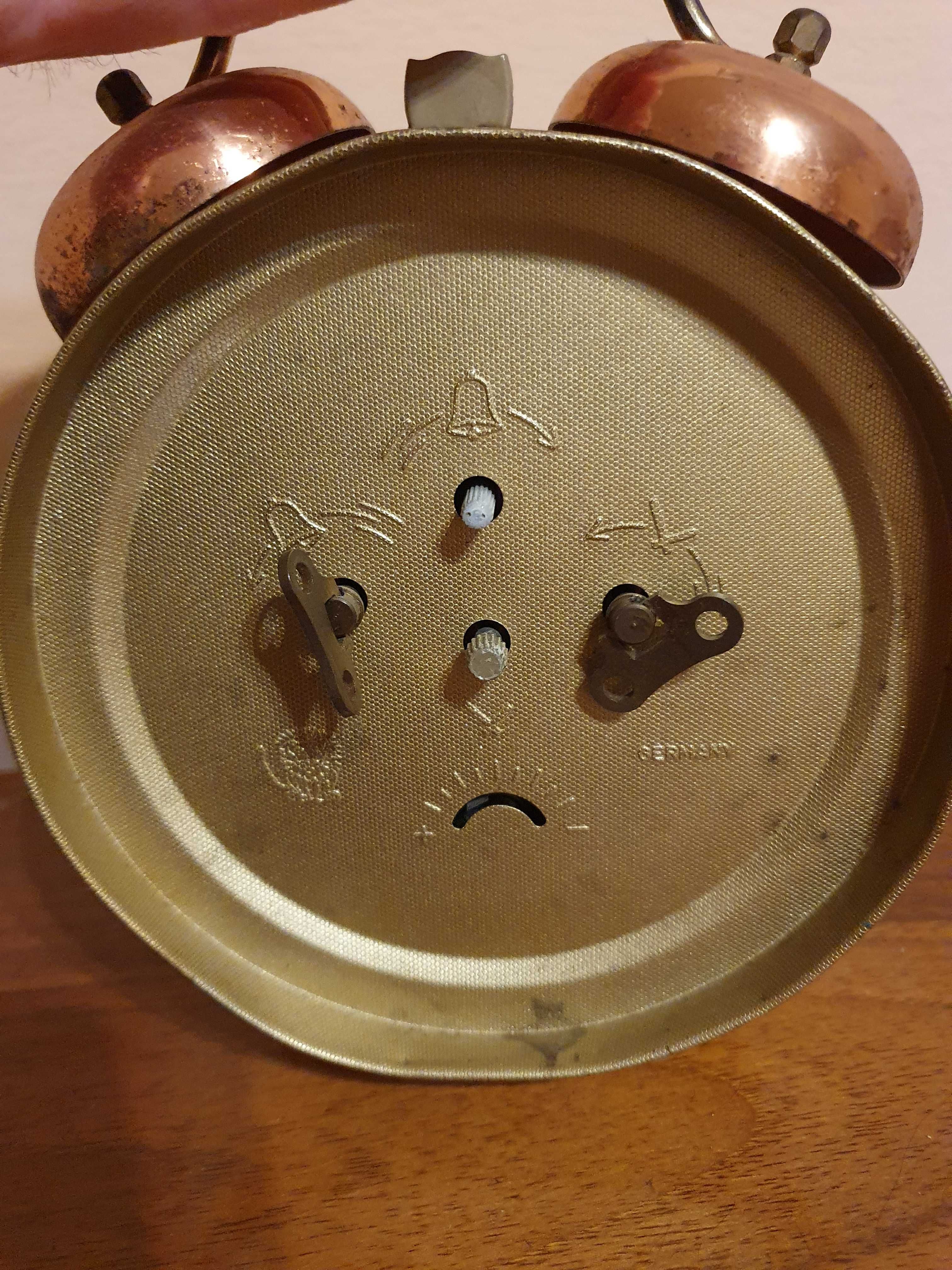 Vand ceas mecanic desteptator
