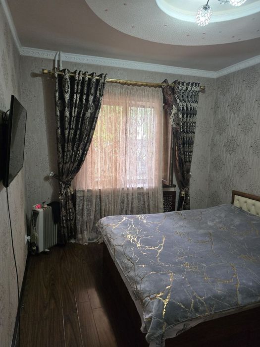 Продается на Юнусабаде 19, 2/1/5 квартира ,переделанная в 3х комнатную