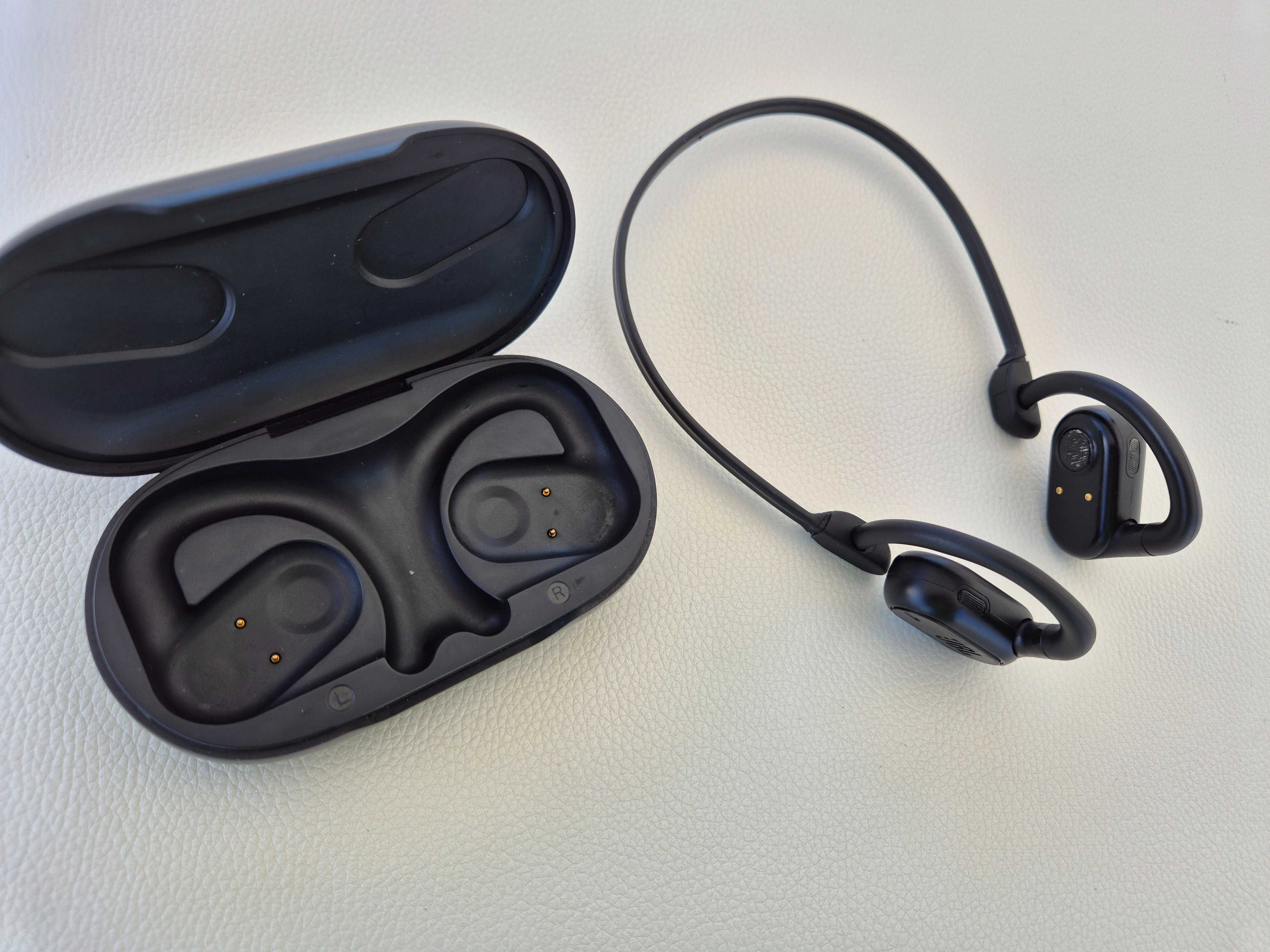 Căsti JBL Soundgear Sense