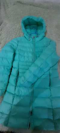 Продам  зимние и осенние куртки на девочку 12-13-14 лет