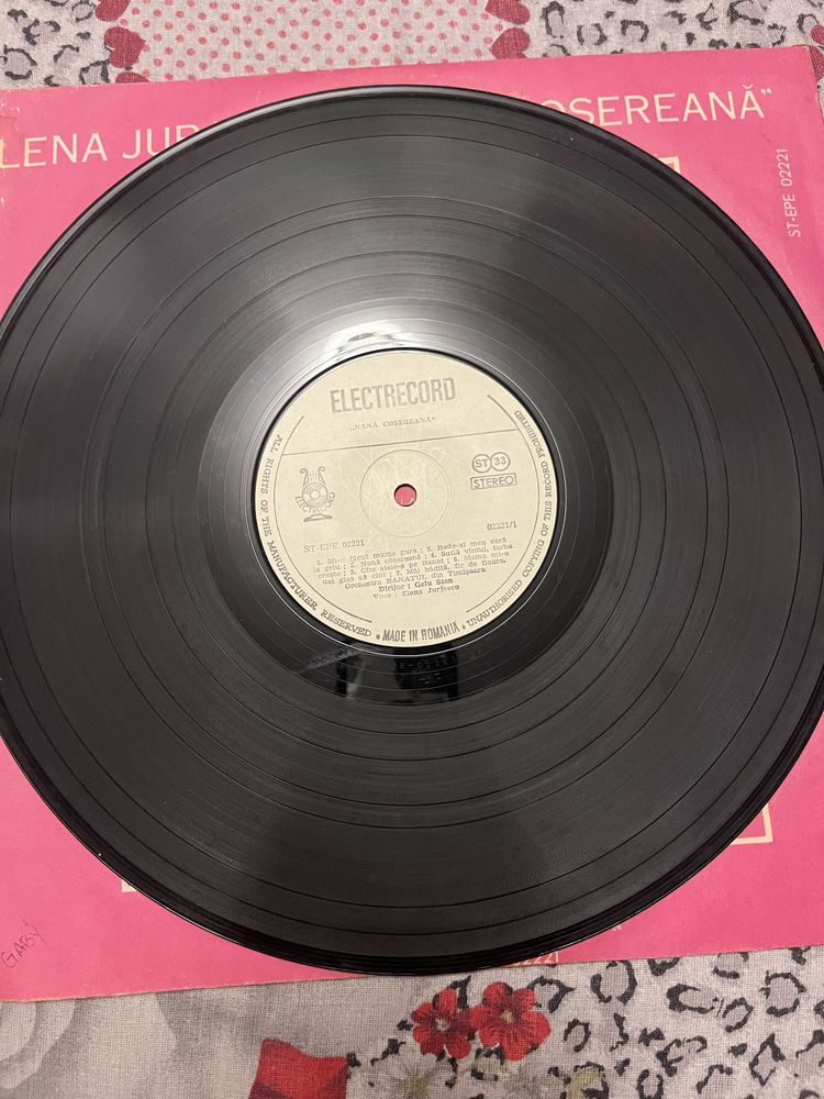 disc vinil-stare foarte buna!!