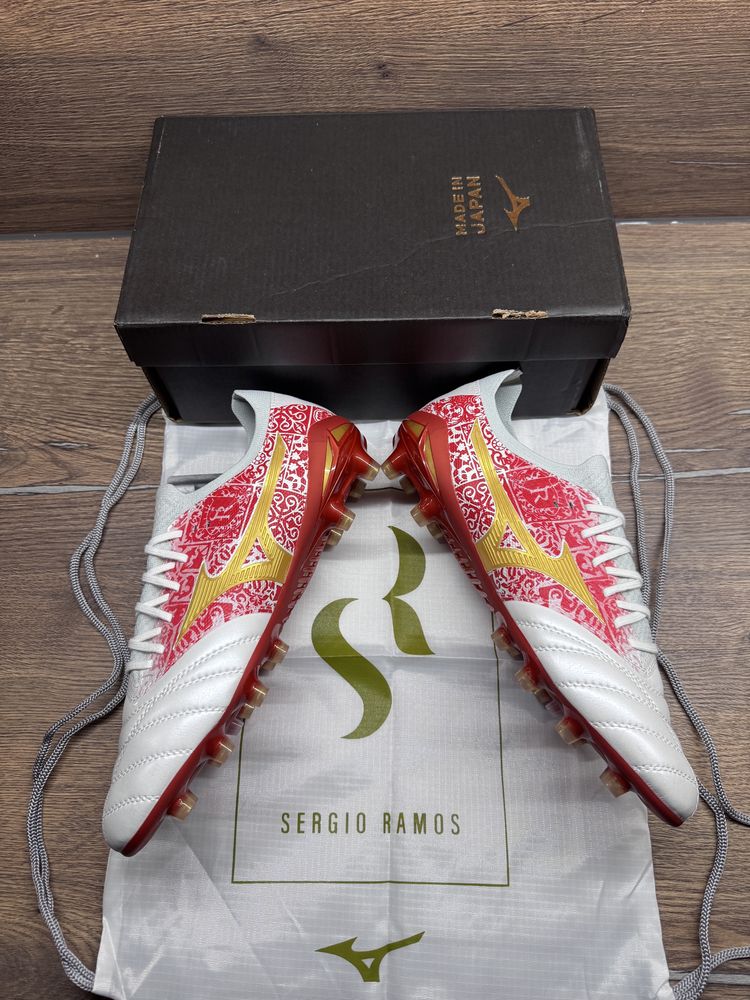 Бутонко Mizuno Morelia Neo 4 Japan Sergio Ramos