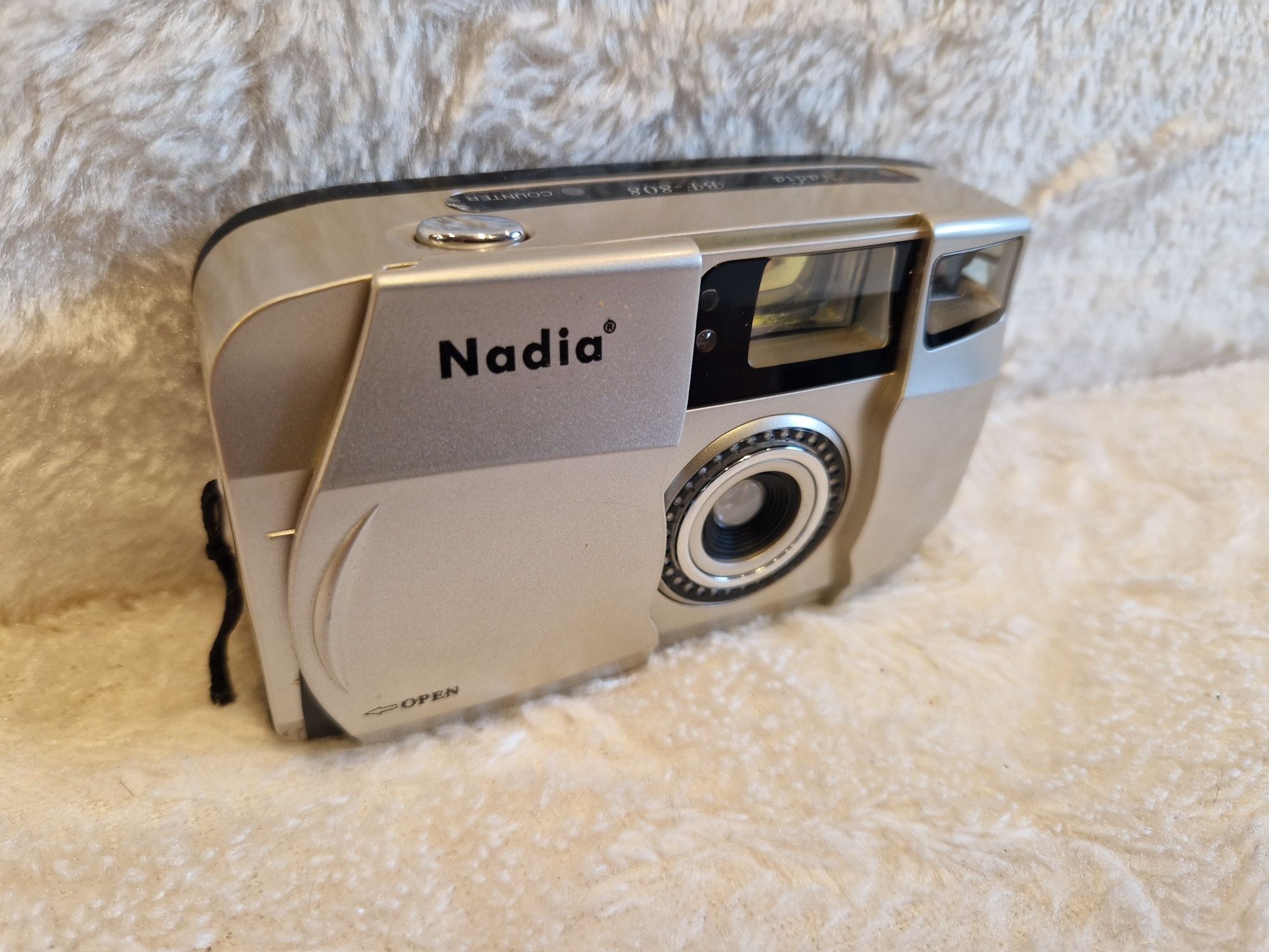 Продам пленочный фотоаппарат мыльница NADIA