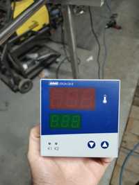 JUMO iTron 04 B controler de temperatura