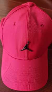 Șapcă Jordan rosie
