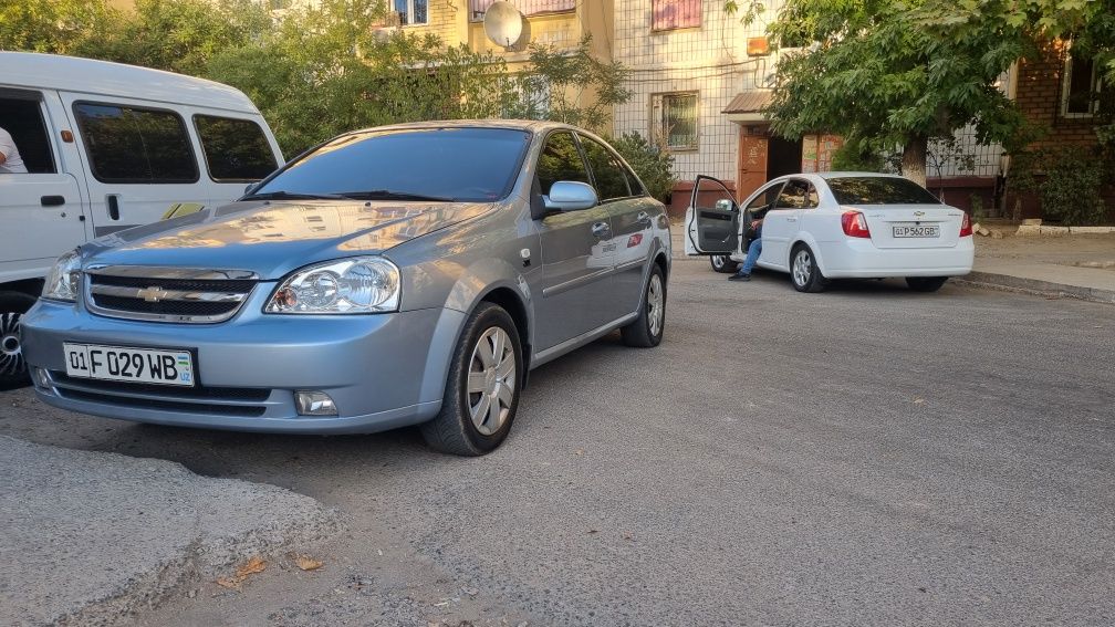 Ласетти йили 2011 пр 212000 полний наварот