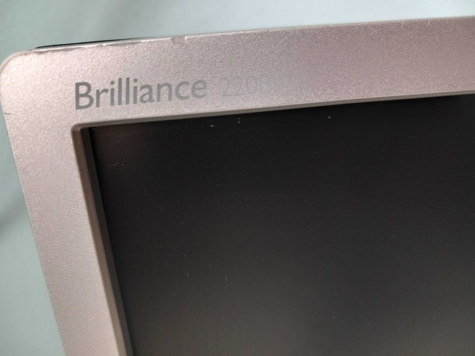 Монитор 22 инча Philips Brilliance 220BW