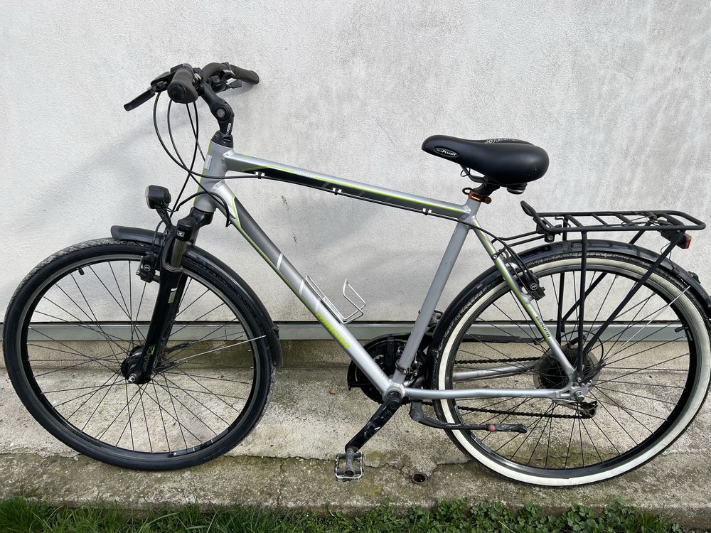 Bicicleta Univega R28 Frane hidraulice 8x3 viteze