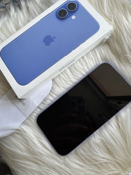 iPhone 16 – 128GB – Albastru