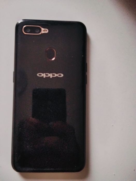 Продам смартфон Oppo A5s