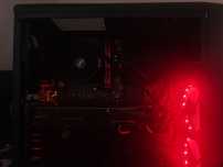 Vând calculator gaming cu Monitor gaming 144Hz include accesorii
