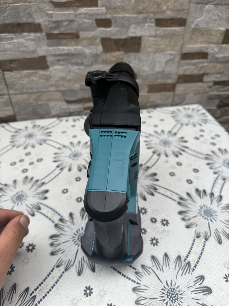 Акумулаторен Перфоратор Makita DHR171Z, Безчетков SDS-plus 18 V, 1.2 J
