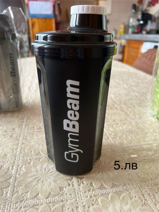 Шейкъри нови на Gymbeam