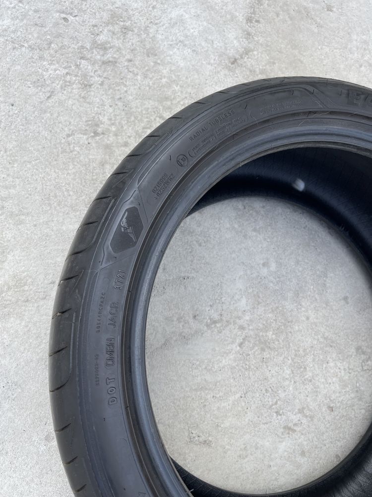 Летние шины GOODYEAR 275/35/19 разноразмерные