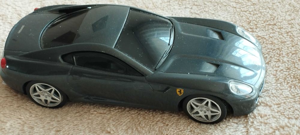 Детски мащабни коли Ferrari Mercedes Toyota Prado