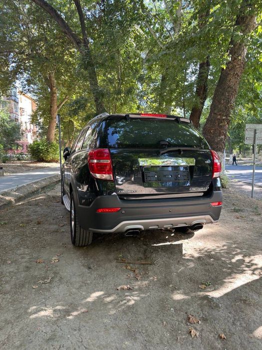 Yengil Jip kaptiva sotiladi
