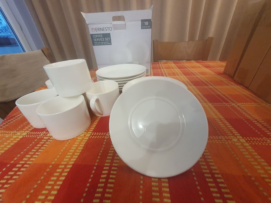 Сервиз за кафе порцелан 18 части