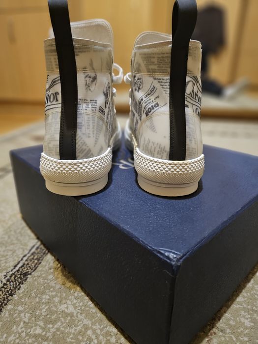 Vând dior b23 model rar