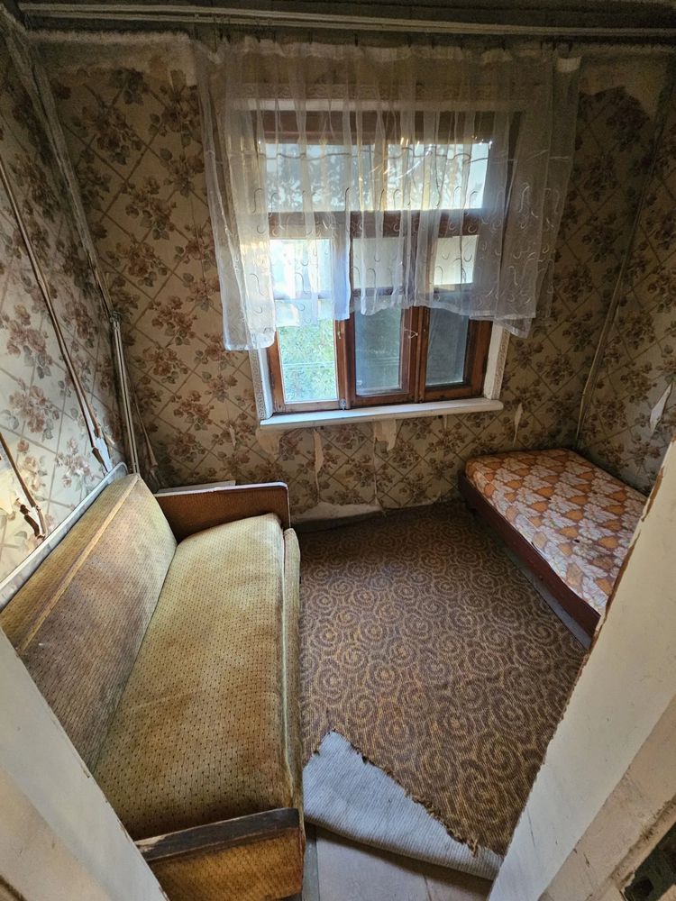 Ттз Ахмад-Югнакий Продажа квартиры 1/5/5 балкон 2х6 Можно под ипотеку