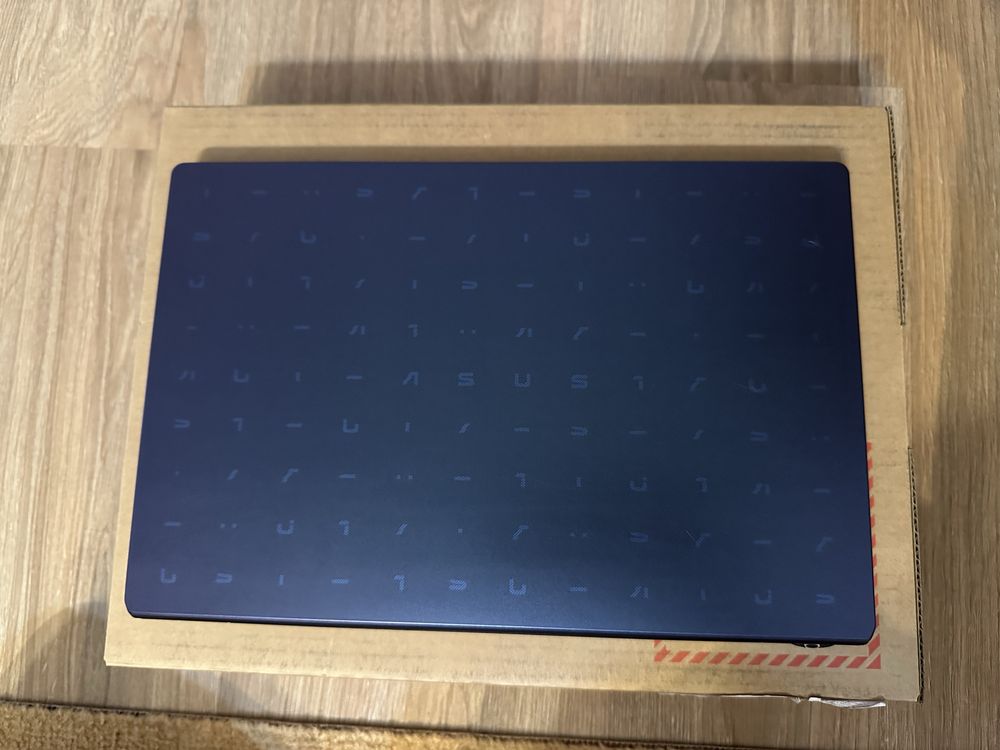 Ноутбку Asus E410Ma