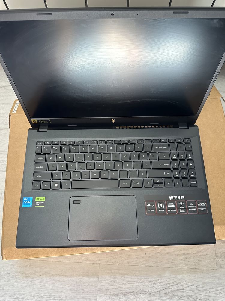 Laptop Gaming Acer Nitro V15 , RTX 4050 , DDR5