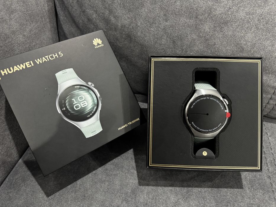 Нов смарт часовник HUAWEI Watch 5, 42 mm