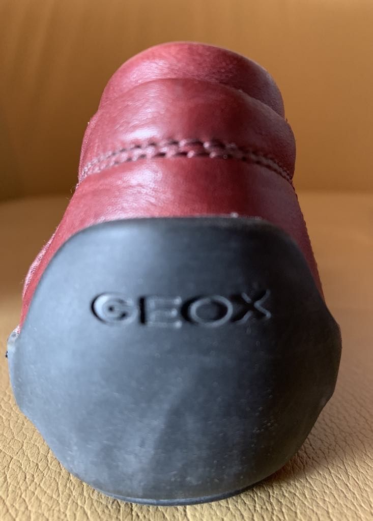 Женская обувь «GEOX»