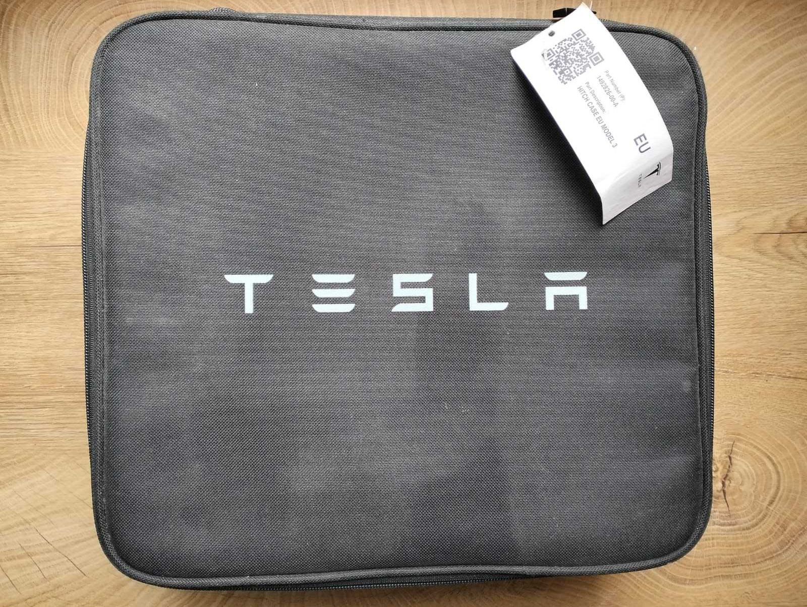 Hitch Case EU - carlig remorcare - Tesla 3 original  nou sigilat
