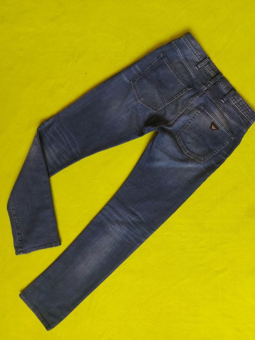 Emporio Armani-М-Оригинални