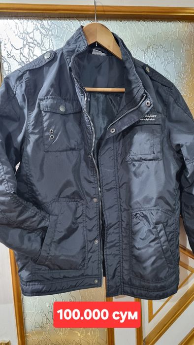 Продаются куртки на мальчика