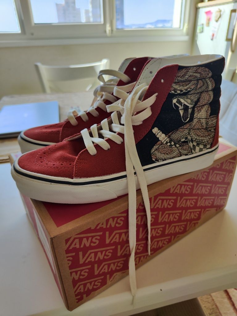 Vans  нови кецове номер 40
