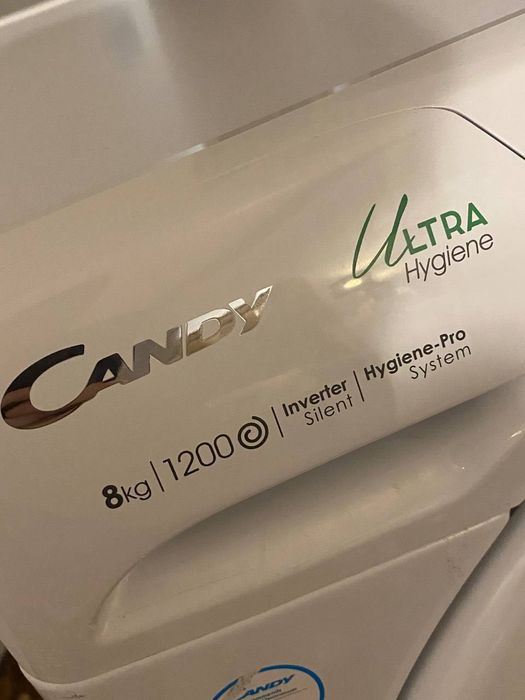 Mașină de spălat Candy – aproape nouă