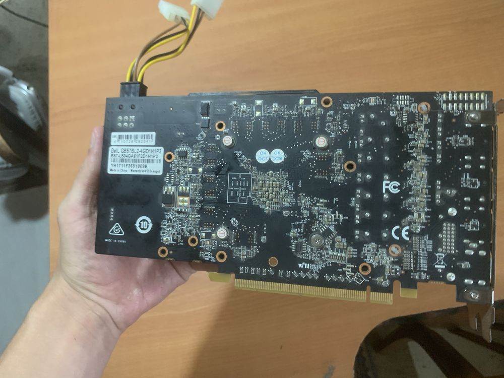 GTX 570 на 4 гб рабочая