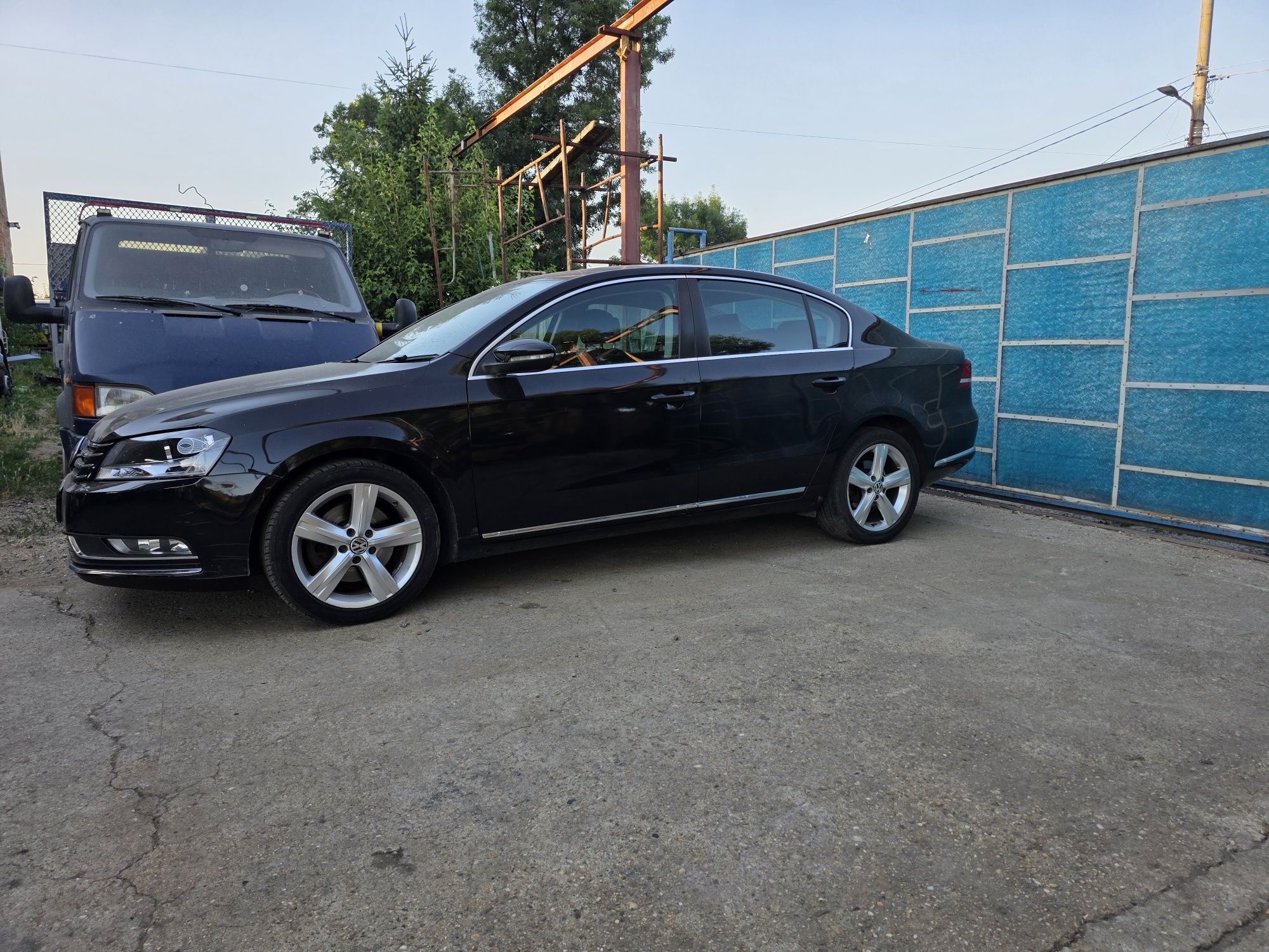 Dezmembrez Passat B7 1.6 tdi Cayc