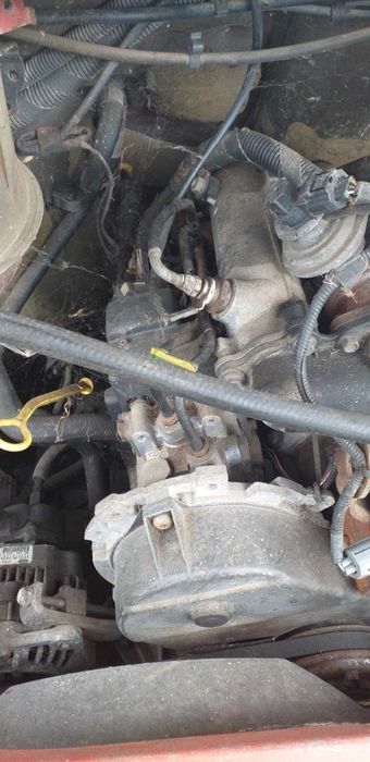 Autoutilitară pentru piese de schimb