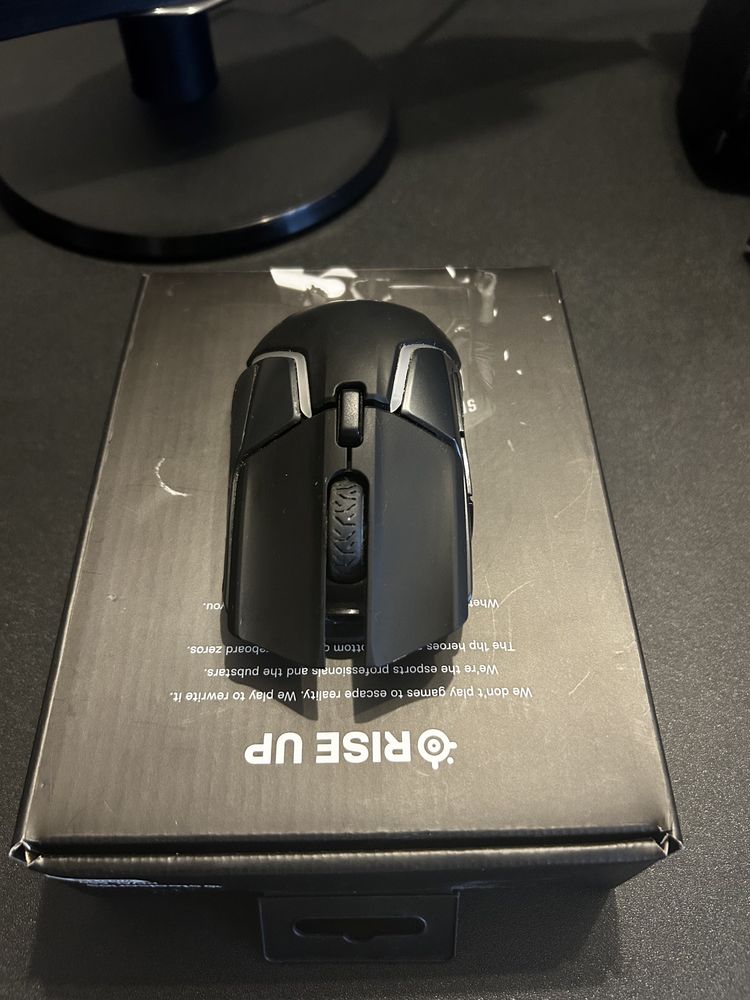 Mouse Rival 650 Wireless