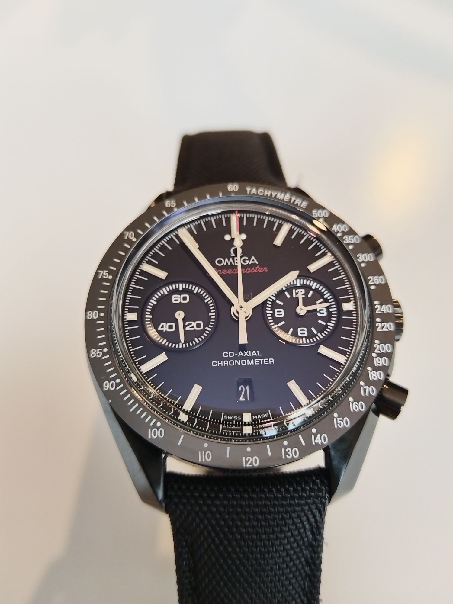 Автоматичен часовник Omega Speedmaster Dark Side of the moon