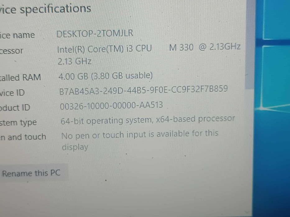 Vind laptop Toshiba i3
