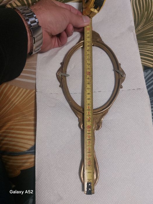 Oglindă de mână veche din bronz masiv