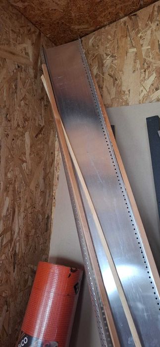 Polistiren grafitat EPS 80, 15 cm, profil 15 cm, dibluri 10x220 mm