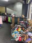Stender mobilier Marfa haine second hand sortata