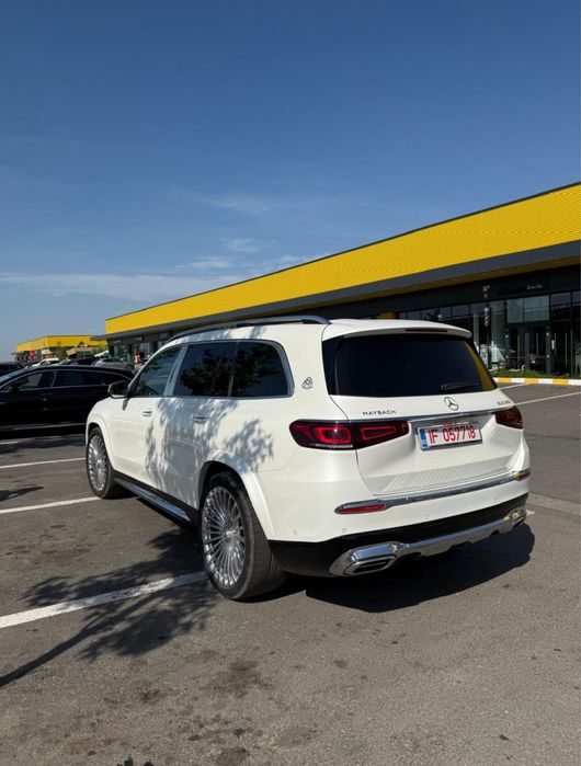 Mercedes - Benz / Maybach GLS 600 / 4 matic / Interior Full Black