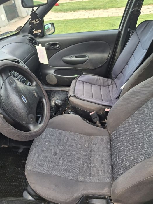 Ford fiesta 2002 inmatriculat