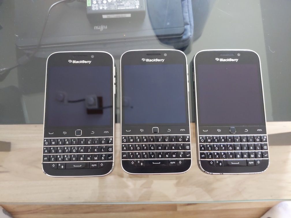 Blackberry Classic Q10