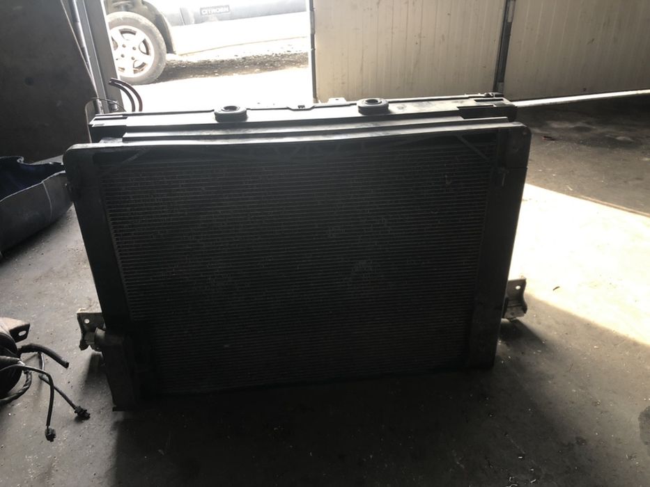 Радиатори и перка бмв ф10 520д 184коня ( radiatori i perka bmw f10 520