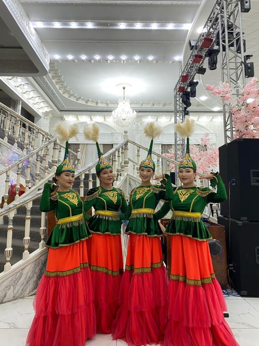 Прокат и продажа танцевальных костюмов, большой выбор!