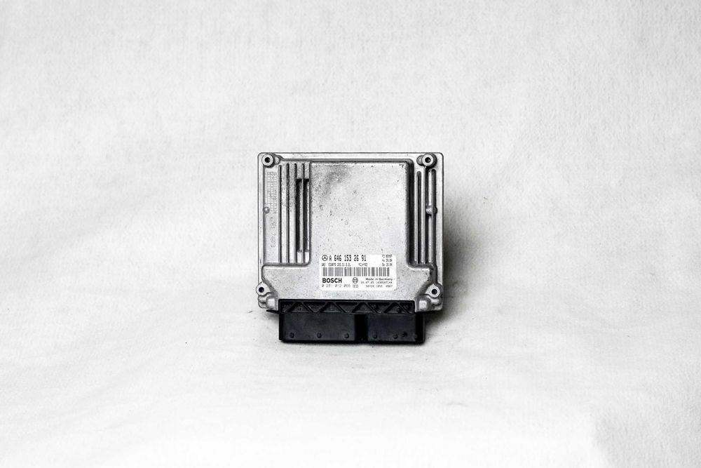 Компютър двигател за Mercedes-Benz Vito W639 OM646