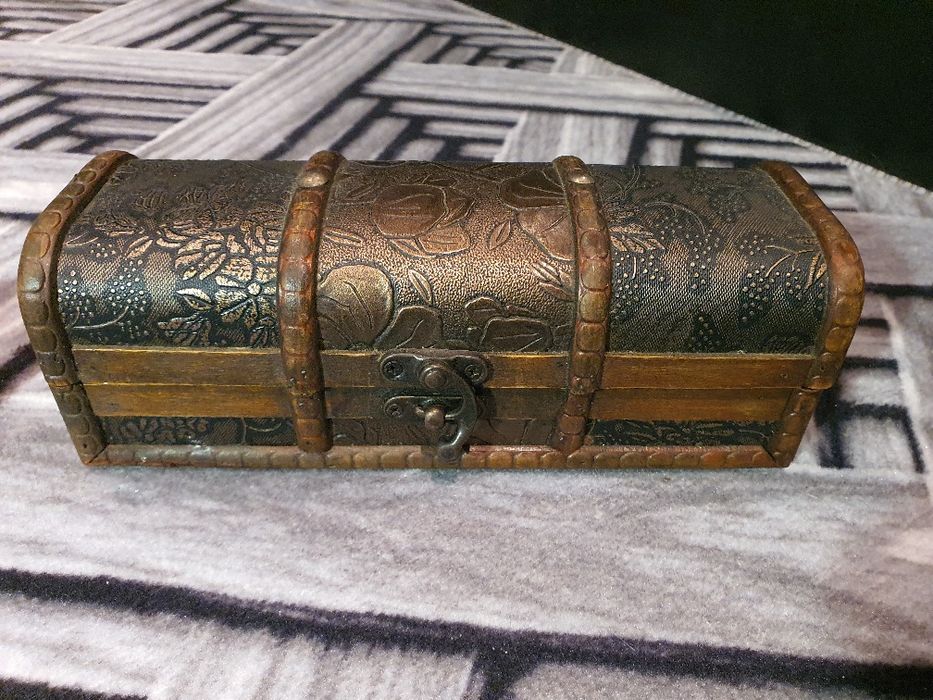 Кутии за бижута   .