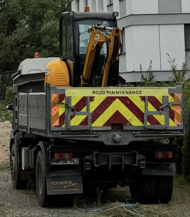 Inchiriez excavator 3/16 tone + basculanta