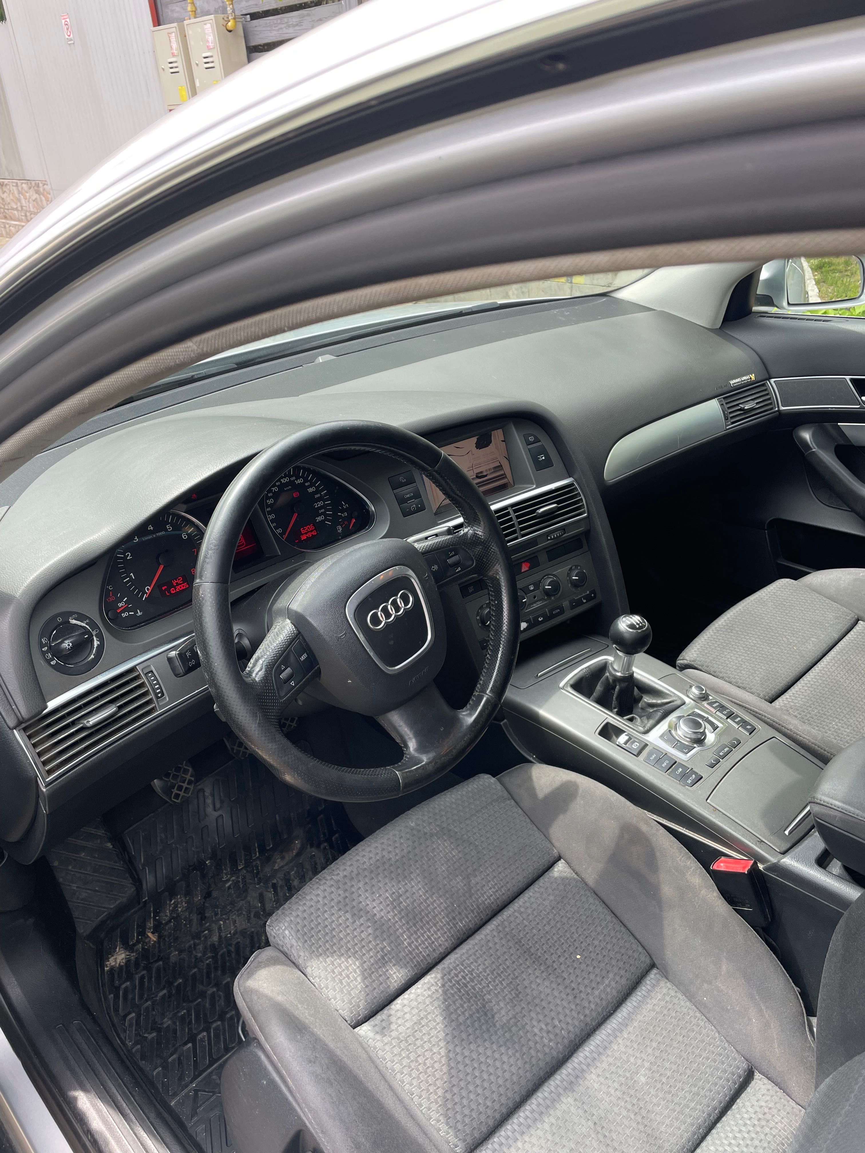 Se vinde audi a6 c6, an 2005, motor 2.4 benzina !